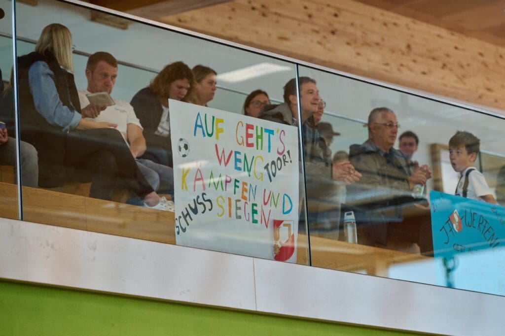 2025 10 18 03 2025 10 18 03