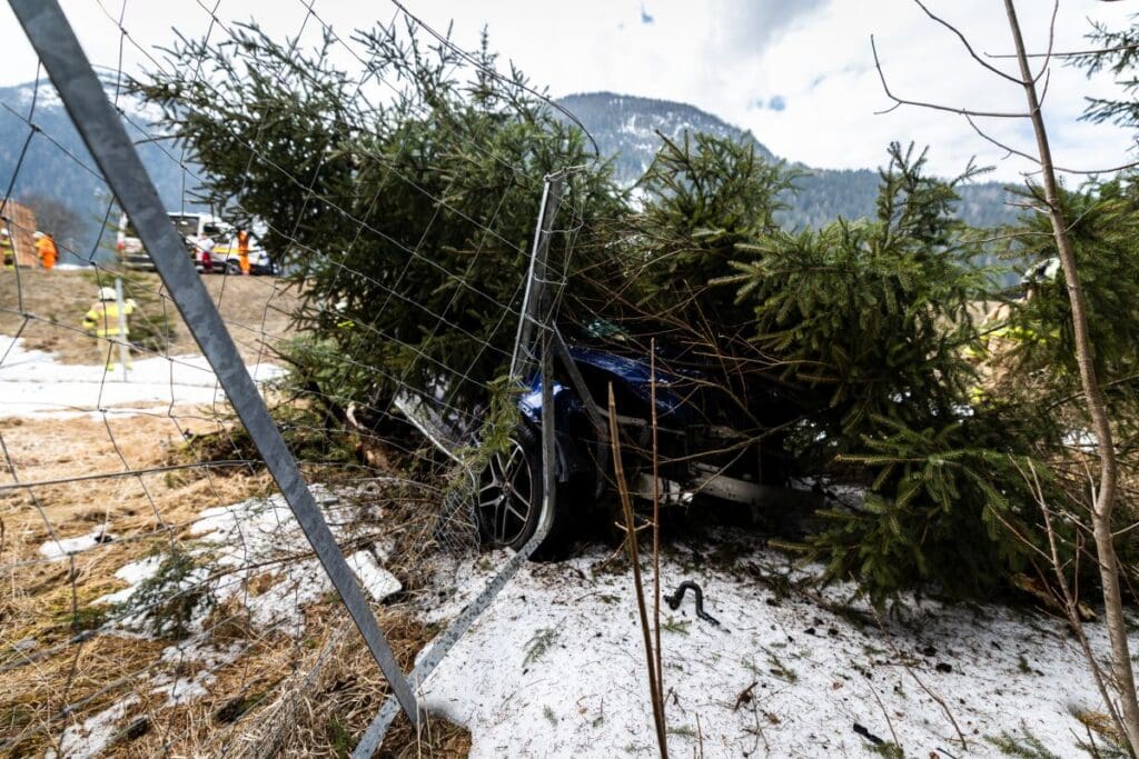 2026 02 03 A10 Mercedes In Boeschung 05 2026 02 03 A10 Mercedes In Boeschung 05