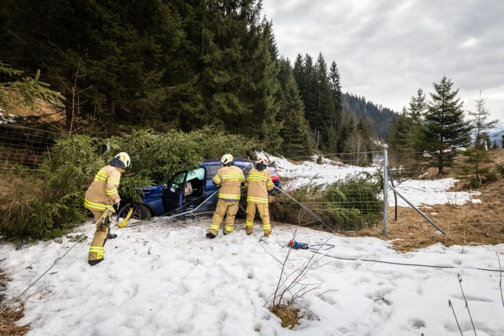 2026 02 03 A10 Mercedes In Boeschung 11 2026 02 03 A10 Mercedes In Boeschung 11