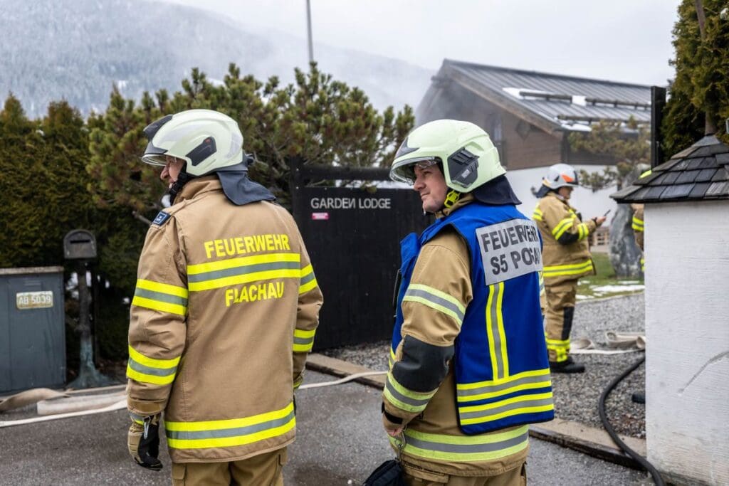 2026 04 02 Brand Einfamilienhaus Reitdorf 06 2026 04 02 Brand Einfamilienhaus Reitdorf 06