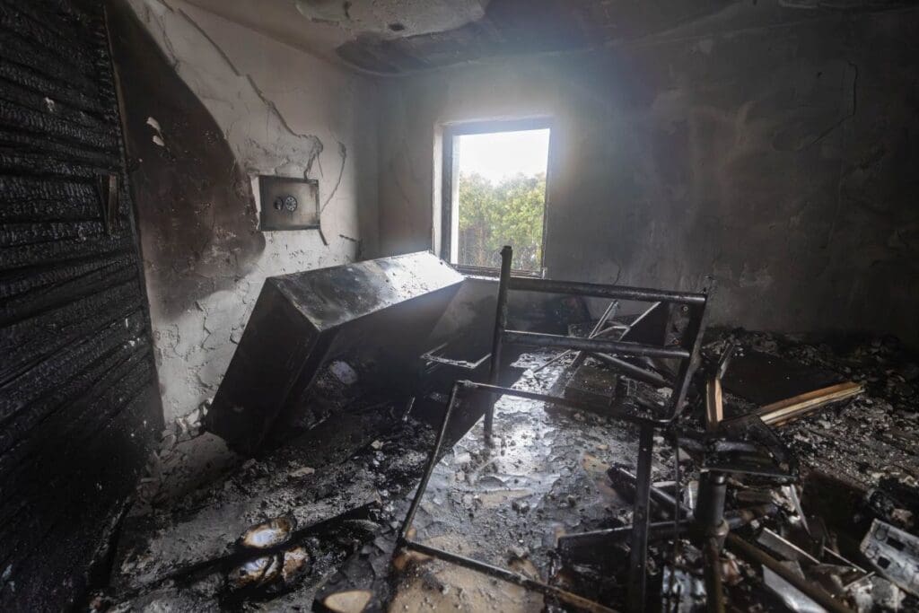 2026 04 02 Brand Einfamilienhaus Reitdorf 13 2026 04 02 Brand Einfamilienhaus Reitdorf 13