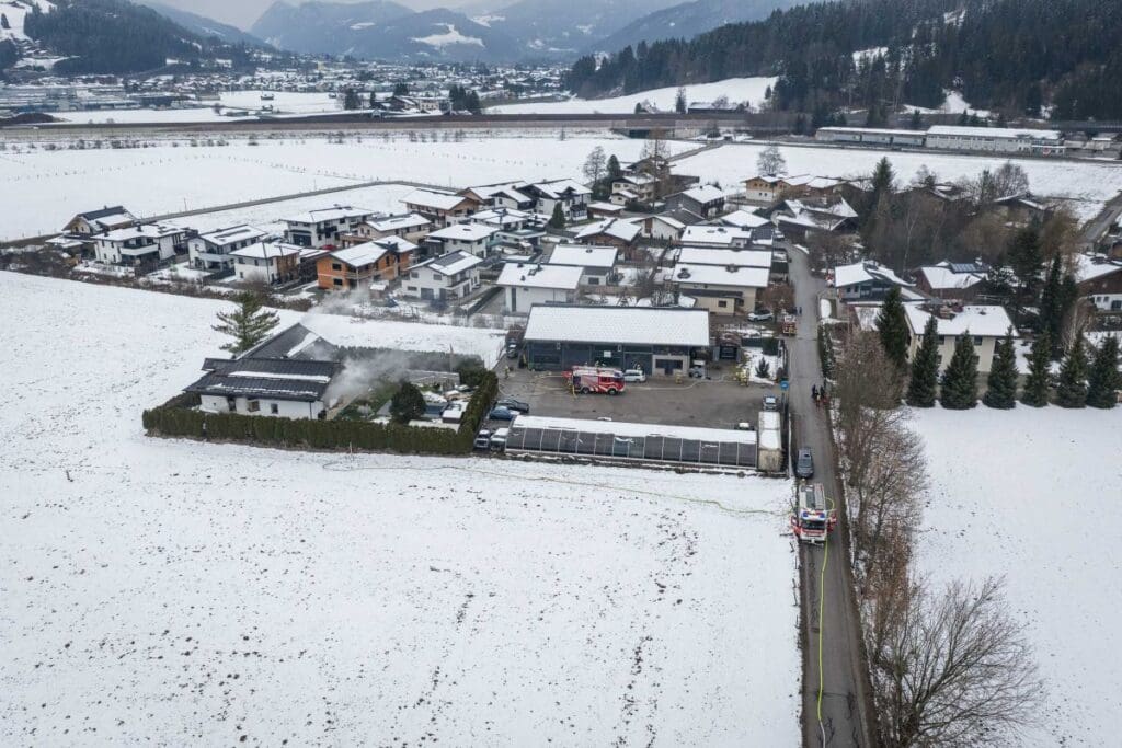 2026 04 02 Brand Einfamilienhaus Reitdorf 16 2026 04 02 Brand Einfamilienhaus Reitdorf 16